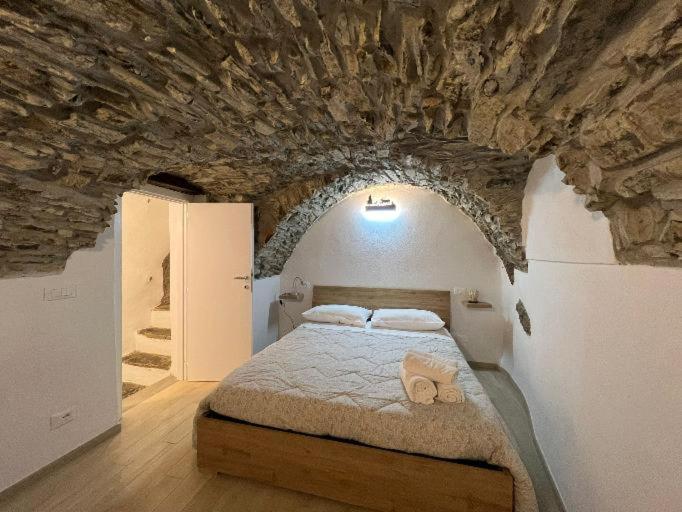 Appartamento Incantevole La Grotta Apricale Kültér fotó