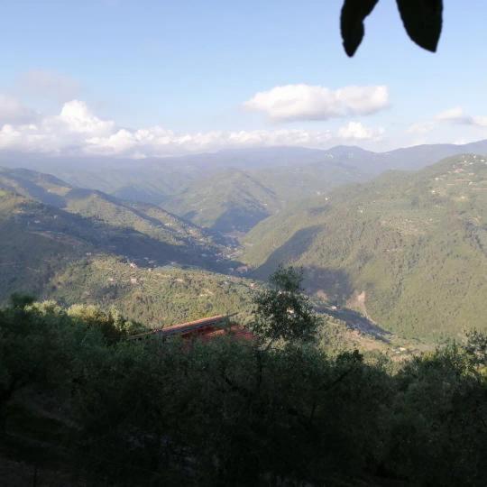 Appartamento Incantevole La Grotta Apricale Kültér fotó
